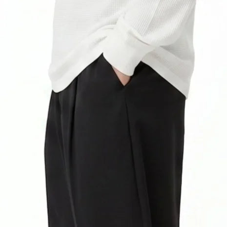 Wide Tuck Pants