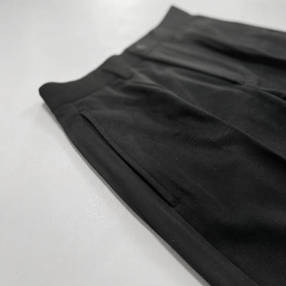 Wide Tuck Pants