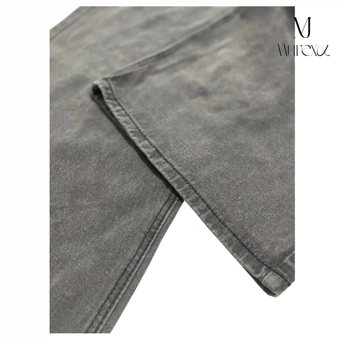 計算されつくしたシルエットで自然な若見え_Wide Denim